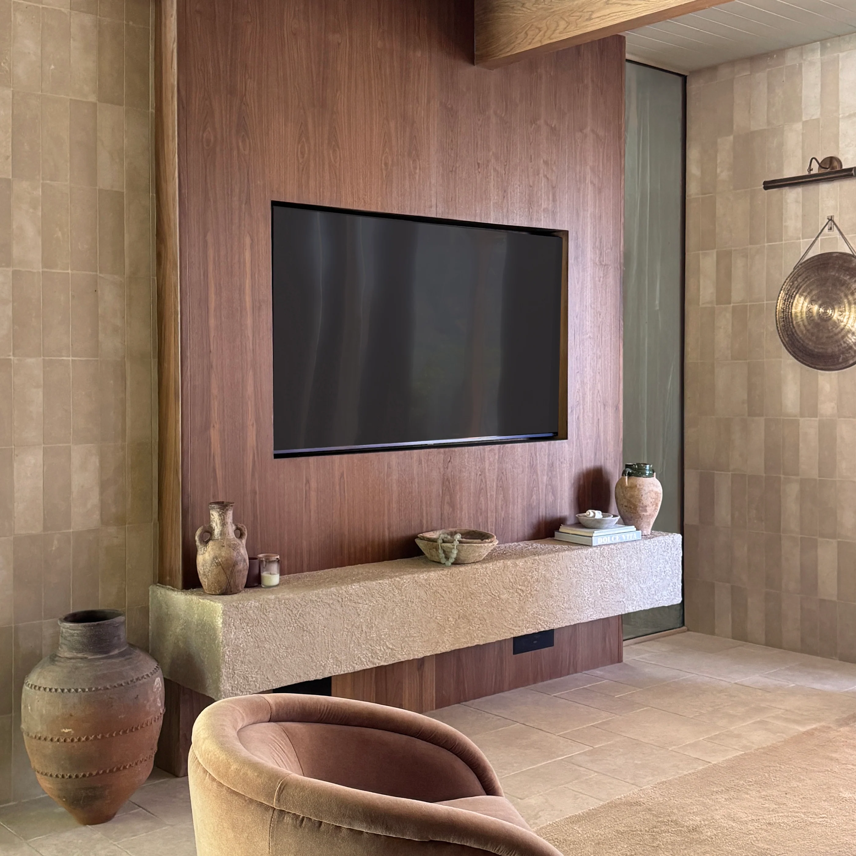 Azru Sand 4x12 Moroccan Limestone | Hammered & Tumbled - Image 4