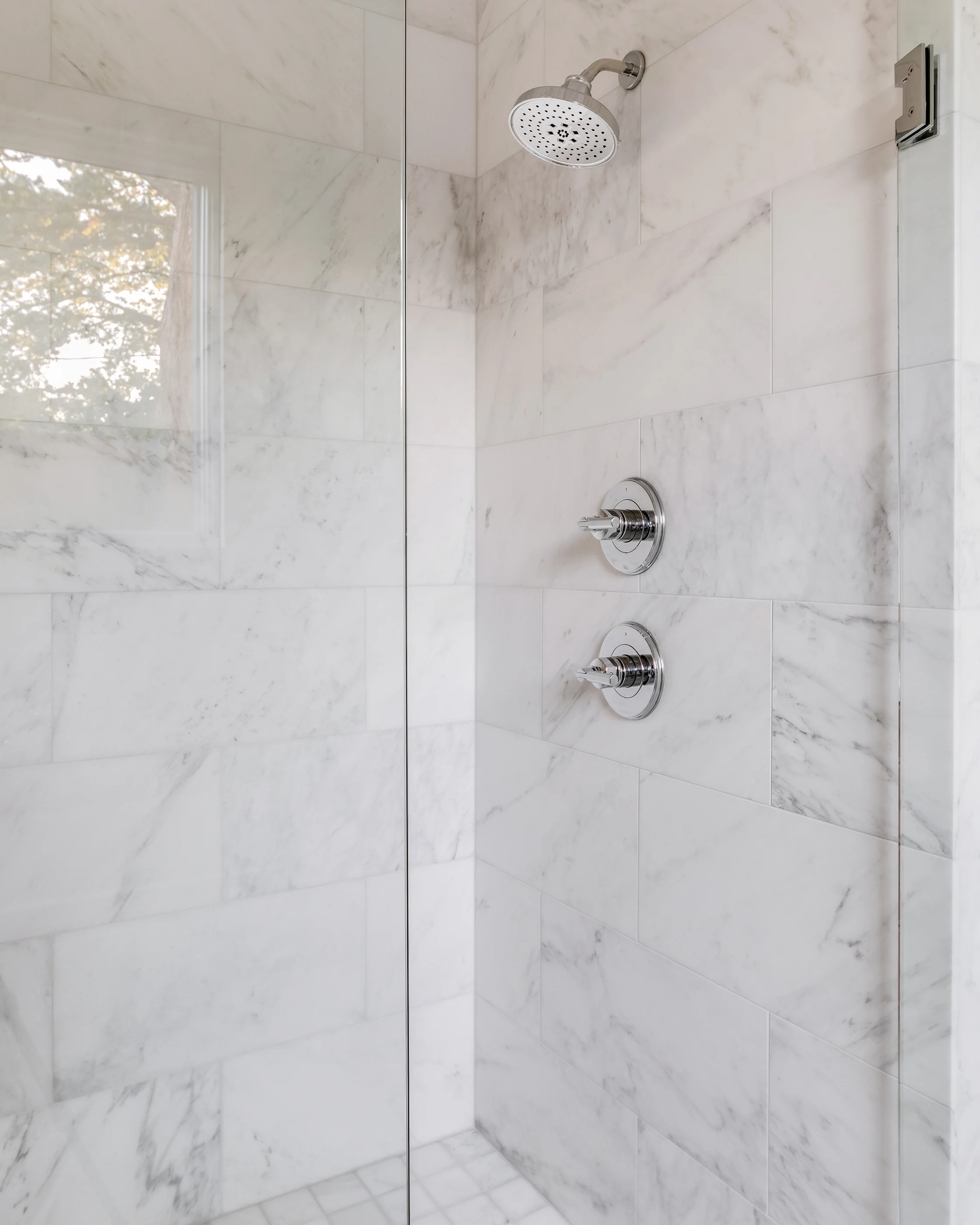 Casablanca Carrara 12x24 Marble Tile | Honed - Image 5