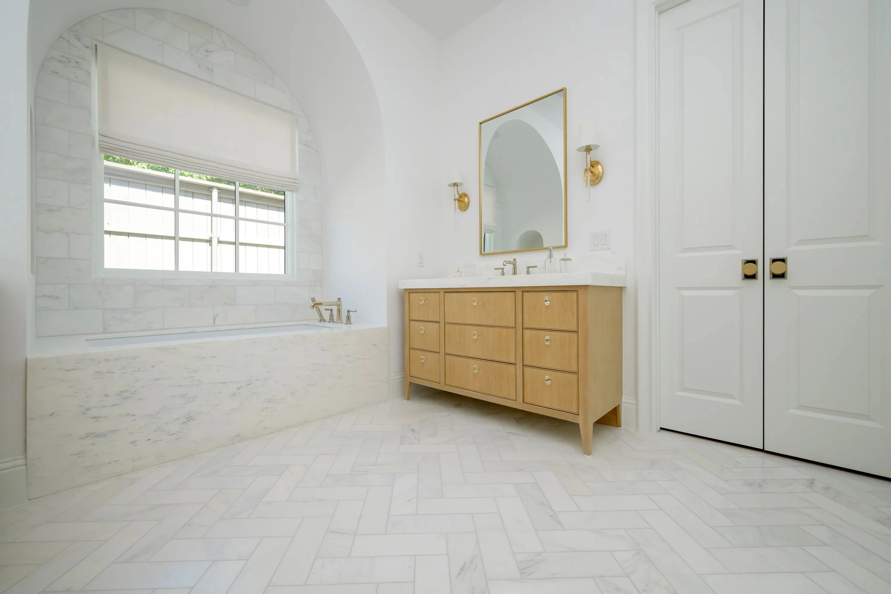 Casablanca Carrara 4x12 Subway Marble Tile | Honed - Image 10